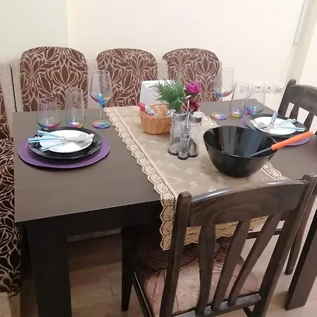 Апартамент Бони Apartament *